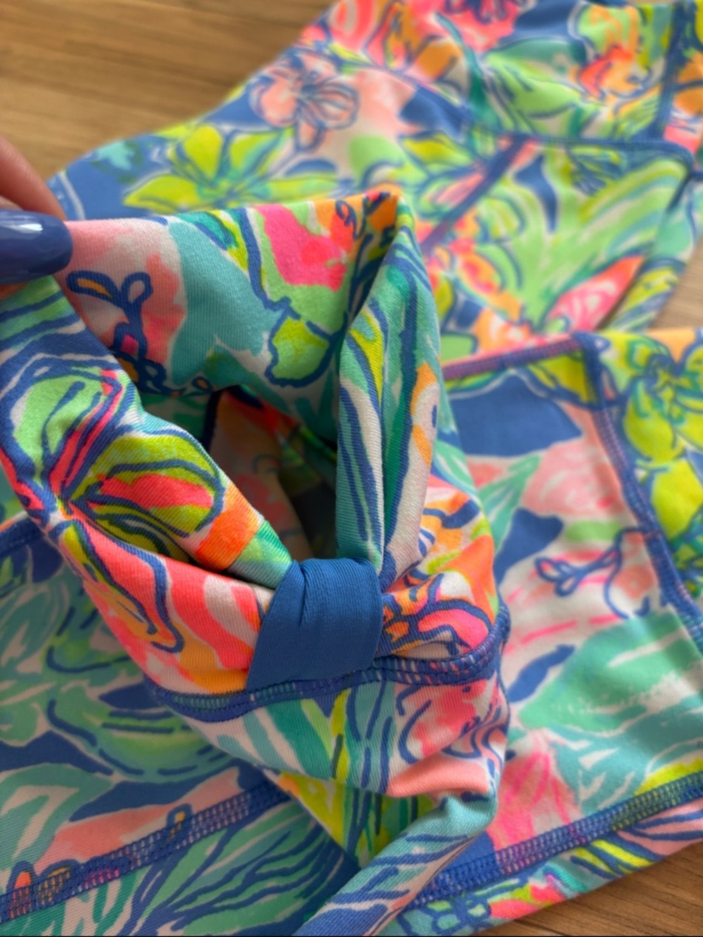 Lilly Pulitzer Luxletic legging - Picture 2 of 3